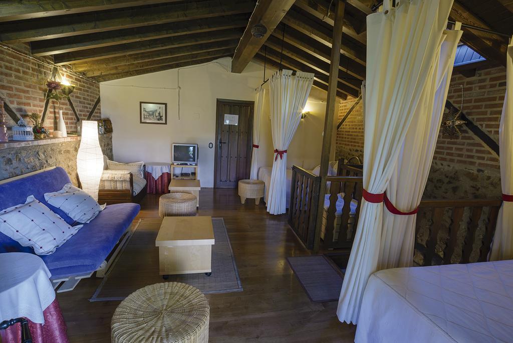 Apartamentos Rurales Tia Josefa Tornavacas Bagian luar foto